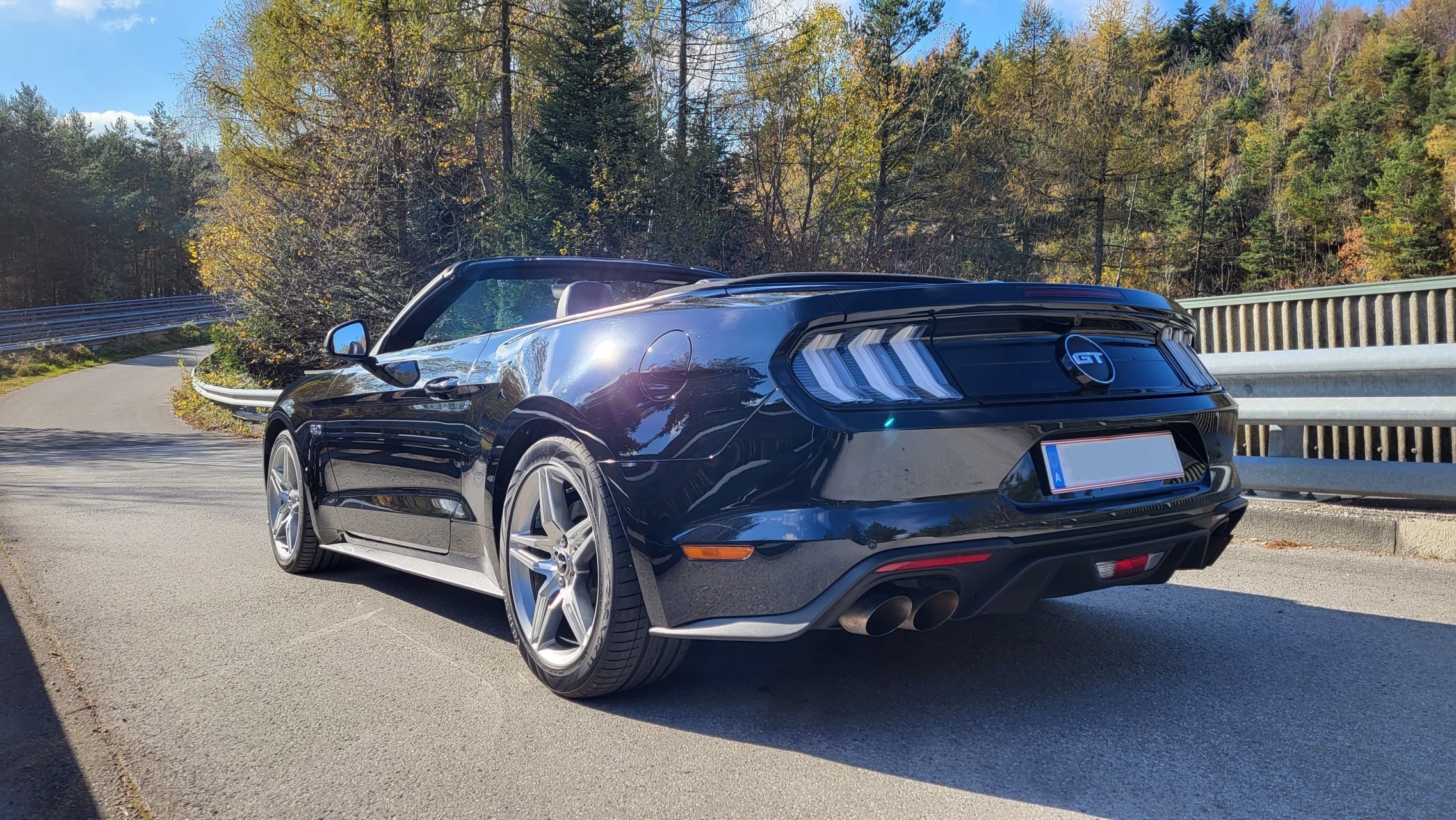 Ford Mustang GT 5.0 Cabrio mit Klappenauspuff