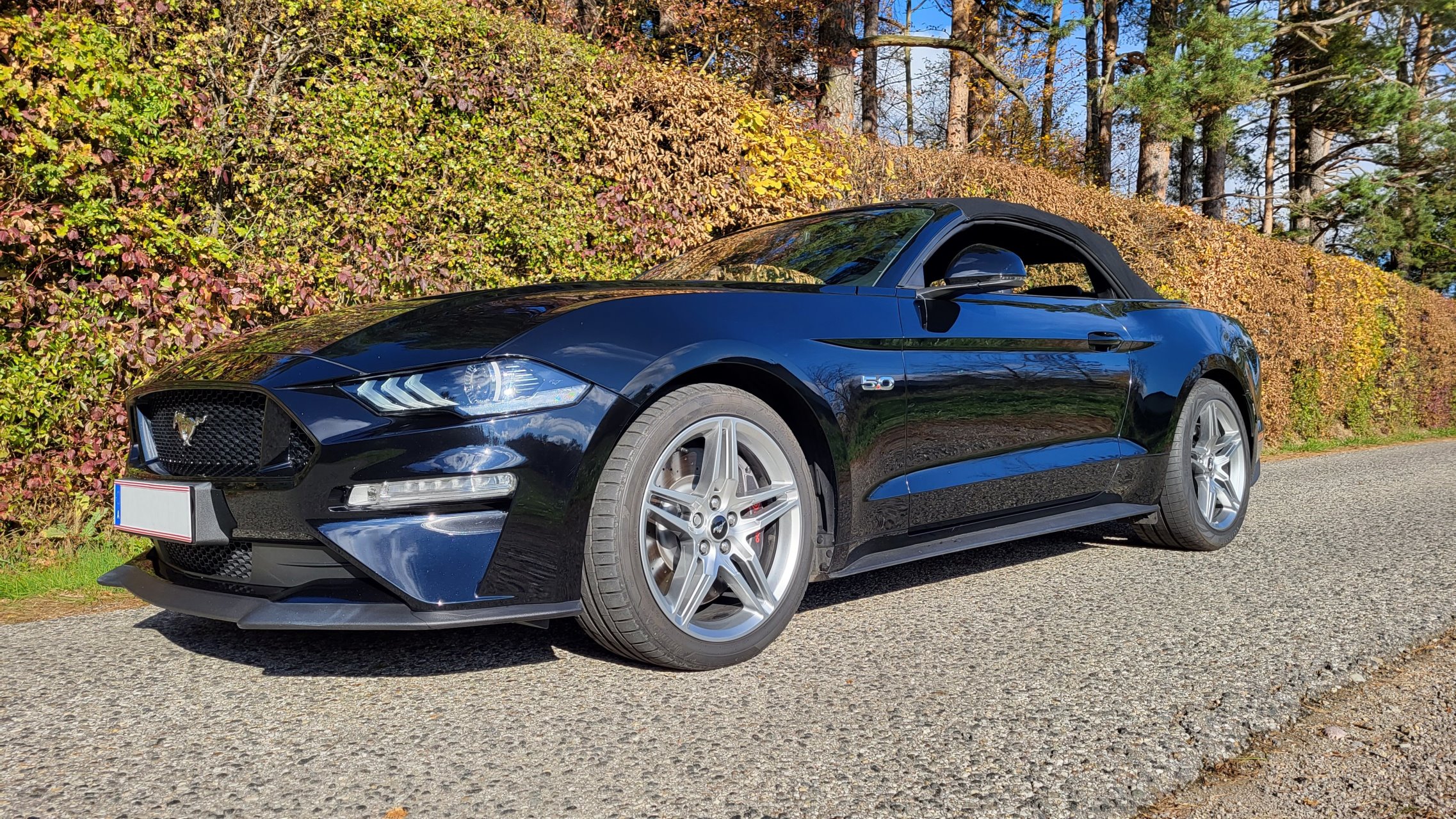 Ford Mustang GT 5.0 Convertible mit 10 Gang Automatik und Schaltwippen