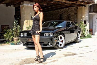 Muscle Car Dodge Challenger für Fotoshooting mieten